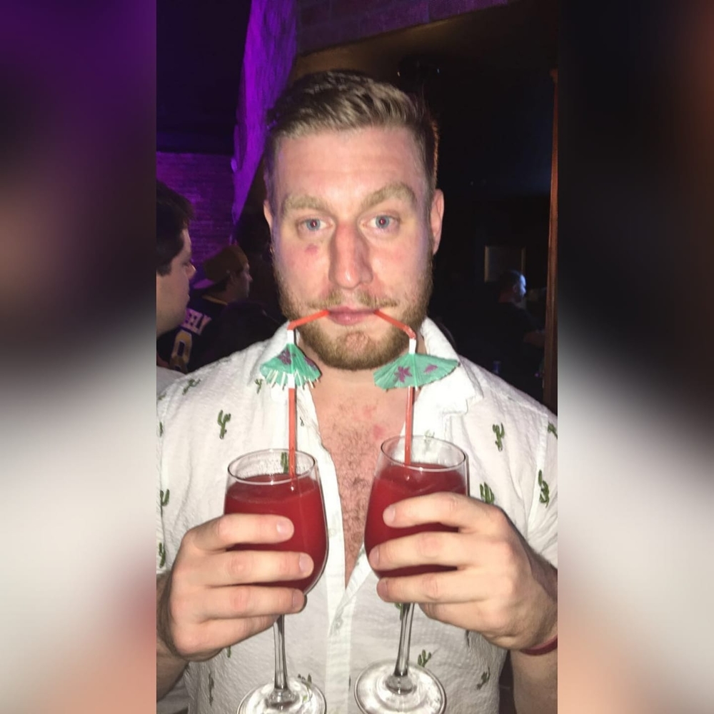 Meet your Posher, Zachary